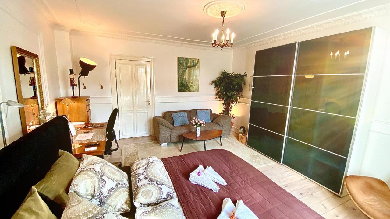Four Individual Beautiful Spacious Rooms In Stylish Apartment Копенхаген Екстериор снимка